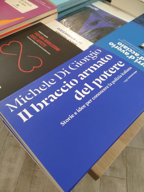 Presentazione "Il braccio armato del potere" con l'autore 